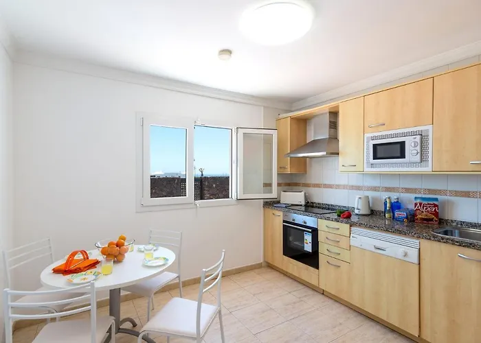 Villa Cancela By Puerto del Carmen (Lanzarote)